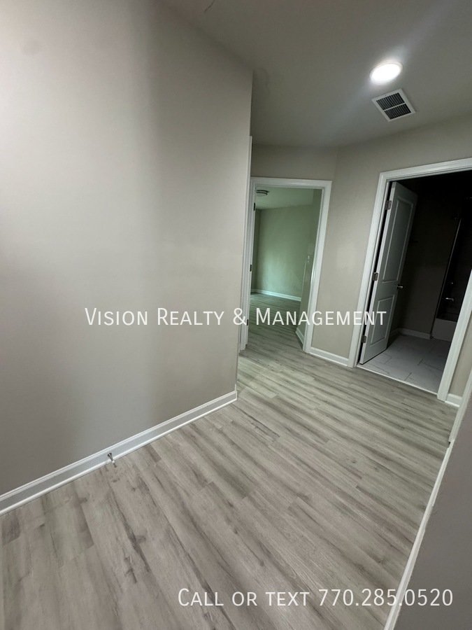Beautiful 3 BD 2.5 BA Townhome MOVE in READY property image