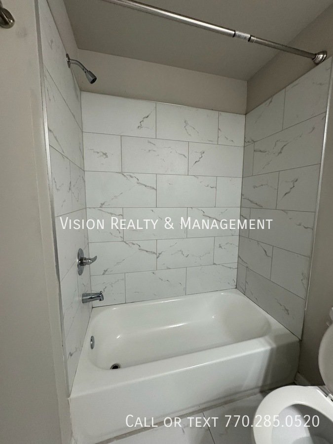 Beautiful 3 BD 2.5 BA Townhome MOVE in READY property image