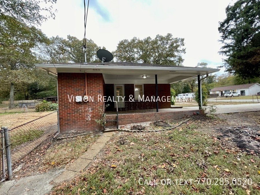 Charming 3 Bedroom Home in Lithia Springs property image