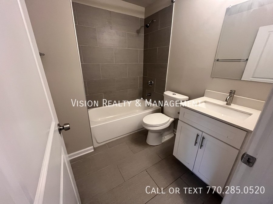 Beautiful 3 BD 2.5 BA Townhome MOVE in READY property image