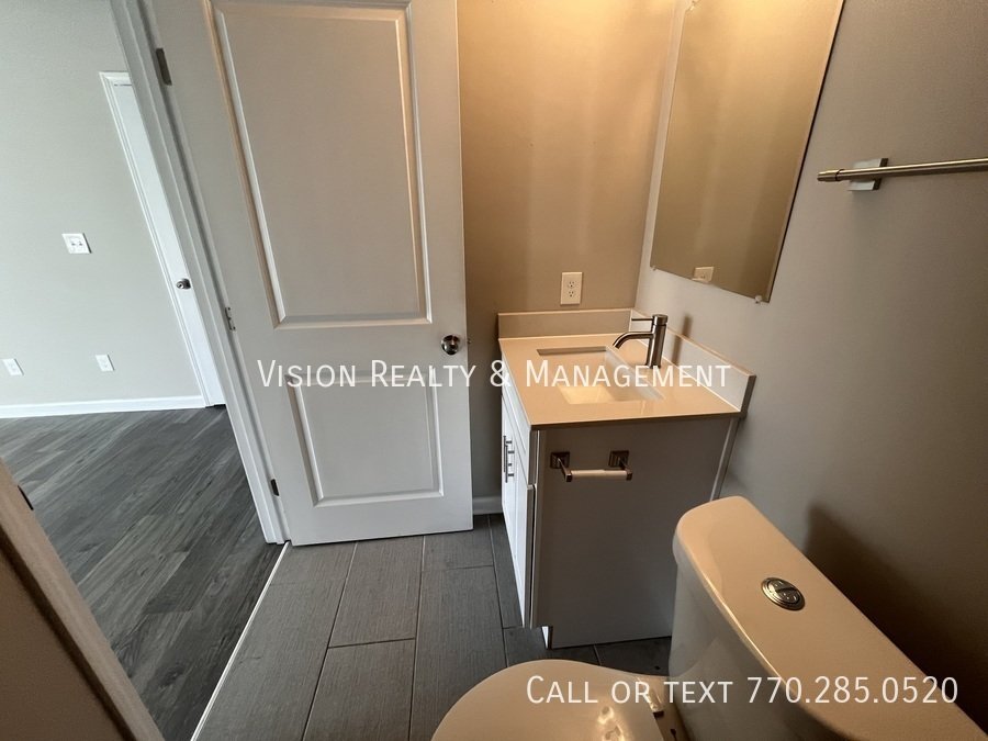 Beautiful 3 BD 2.5 BA Townhome MOVE in READY property image