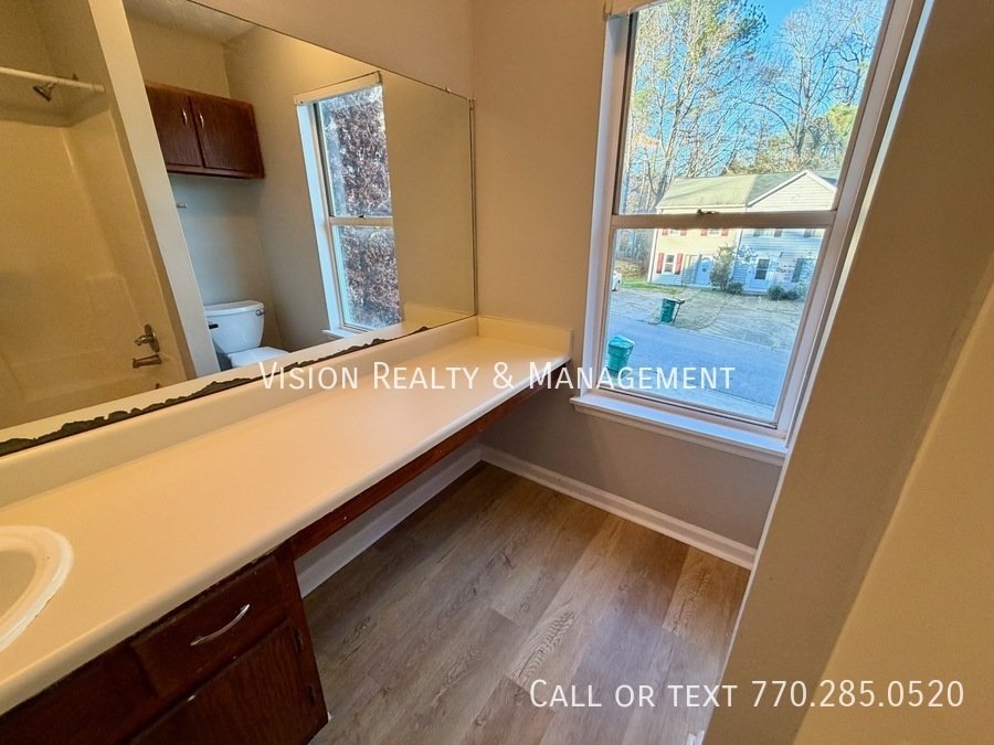 Beautiful 1BD 1.5 BA Townhome MOVE in READY property image