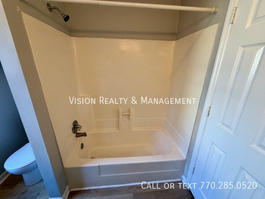 Beautiful 1BD 1.5 BA Townhome MOVE in READY property image