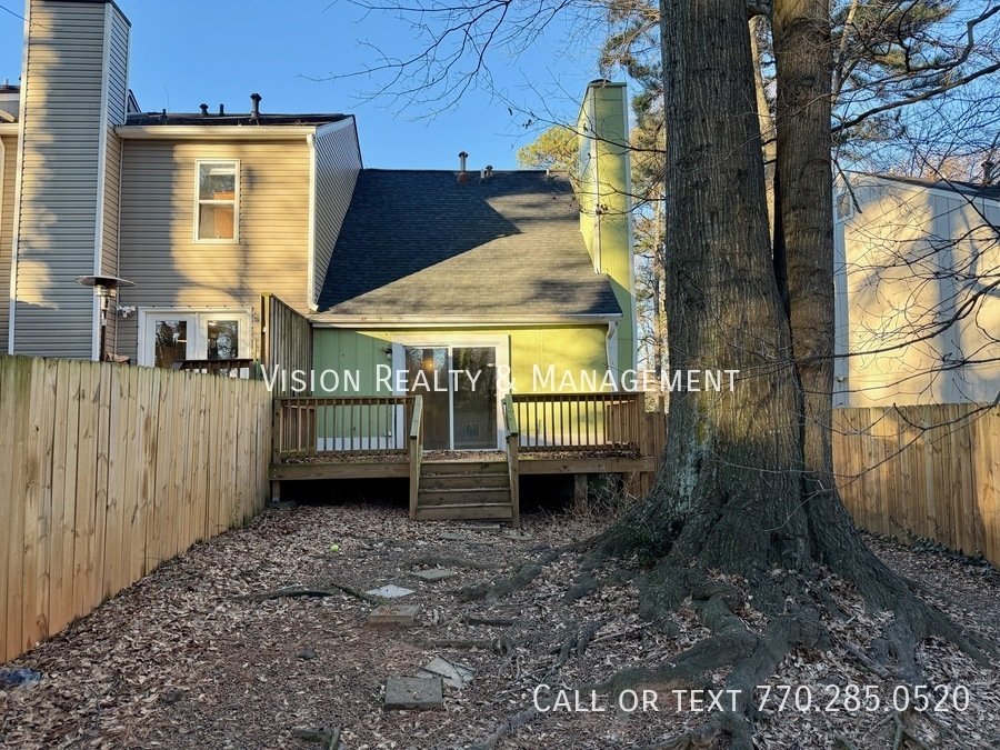 Beautiful 1BD 1.5 BA Townhome MOVE in READY property image