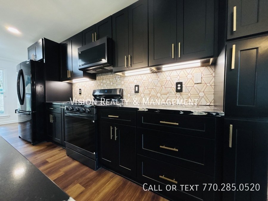 Newly-Renovated 4 Bed/2.5 Bath in Gresham Park property image