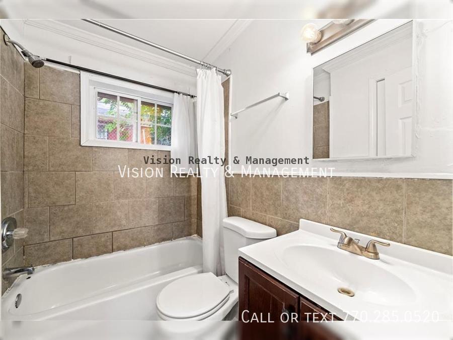 Available Now 2 bed 1 bath in Peoplestown property image