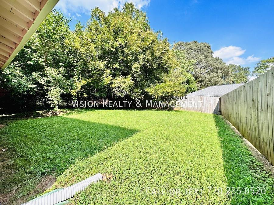 Available Now 2 bed 1 bath in Peoplestown property image