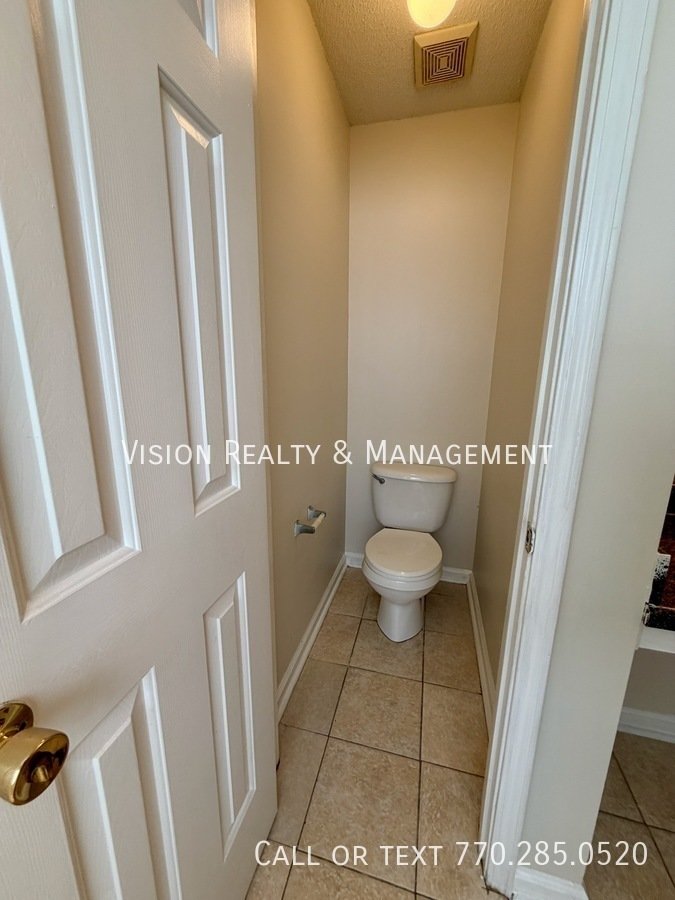 Lovely 3BD/2.5 BA In Lithonia property image