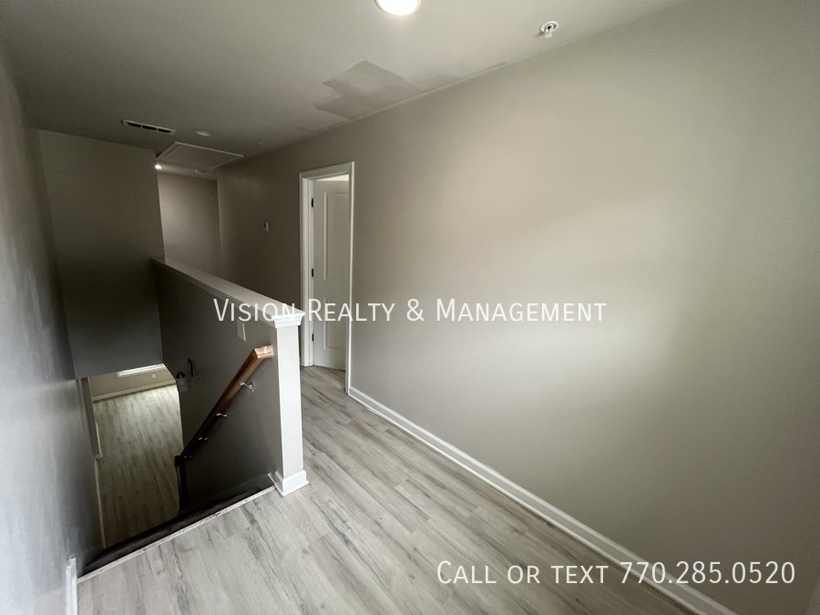 Beautiful 3 BD 2.5 BA Townhome MOVE in READY property image