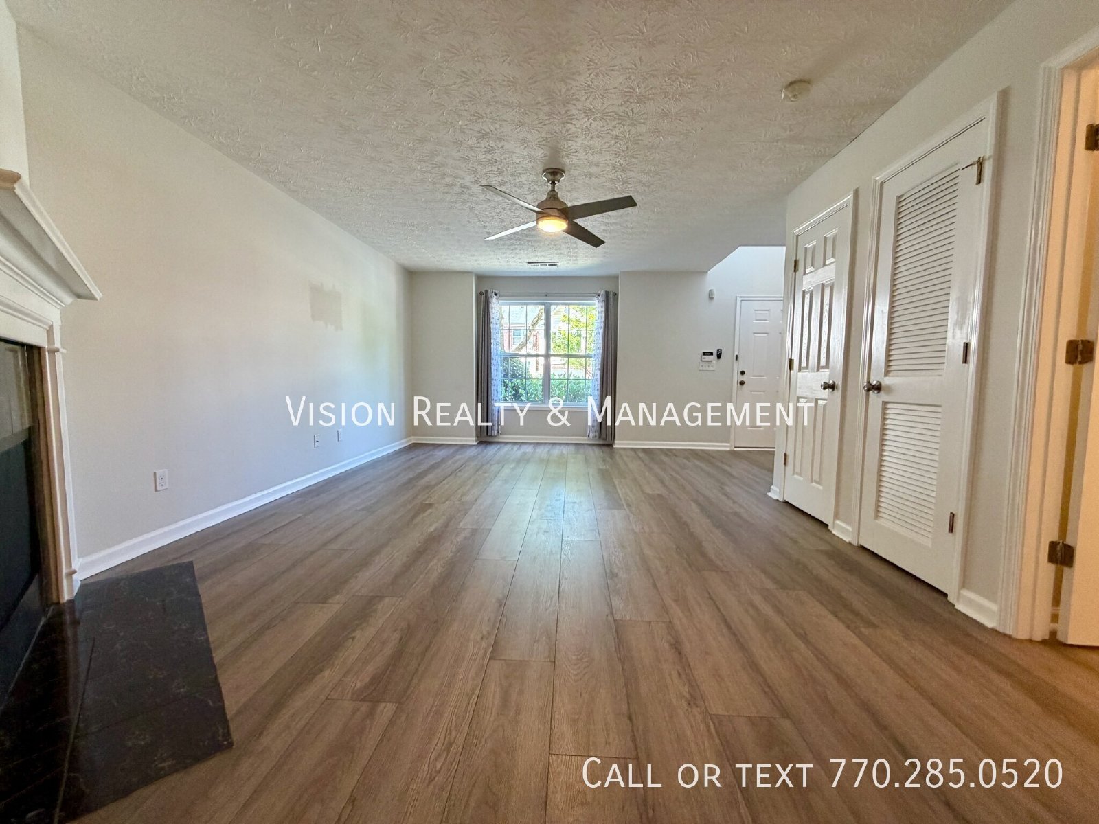 Beautiful 2 BD 2 BA Townhome property image