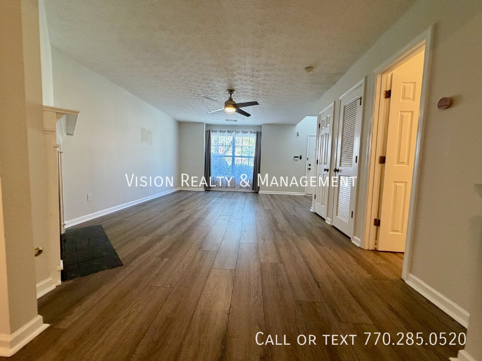Beautiful 2 BD 2 BA Townhome property image