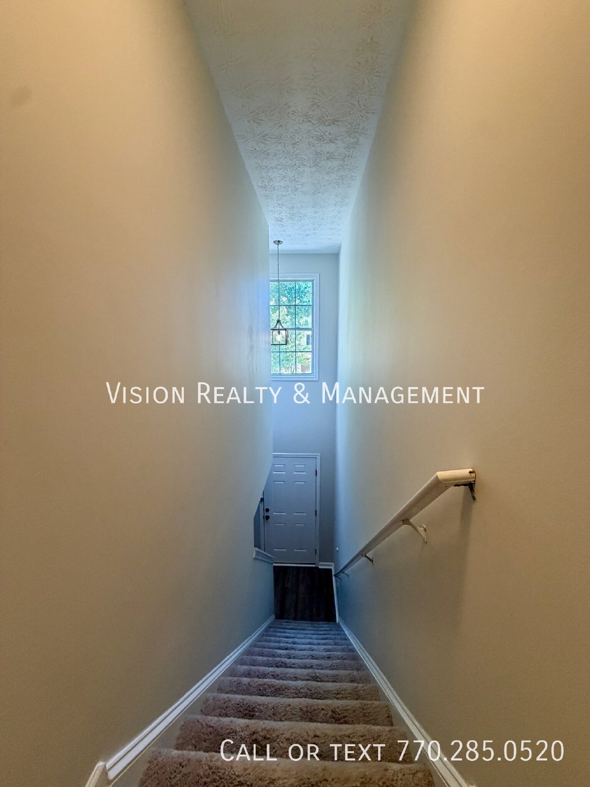 Beautiful 2 BD 2 BA Townhome property image