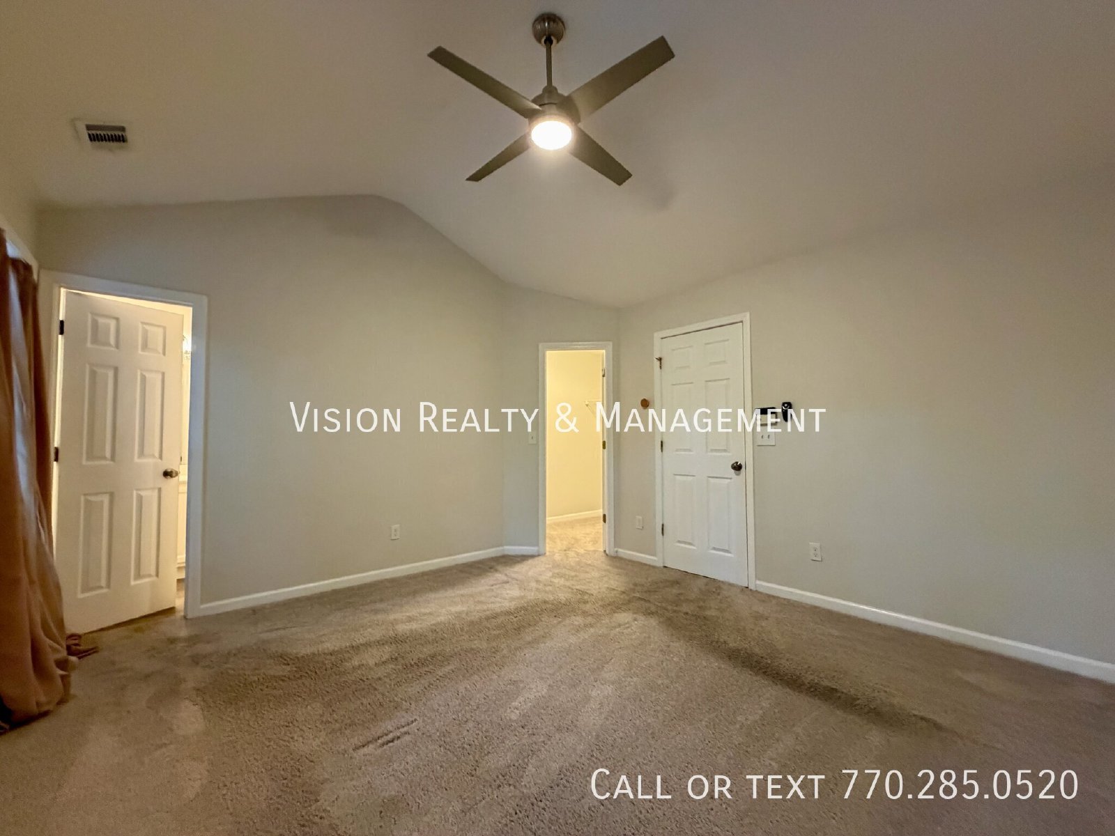 Beautiful 2 BD 2 BA Townhome property image