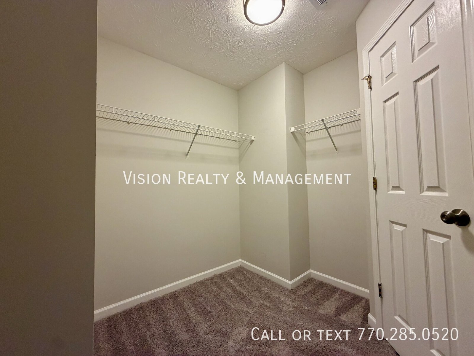 Beautiful 2 BD 2 BA Townhome property image