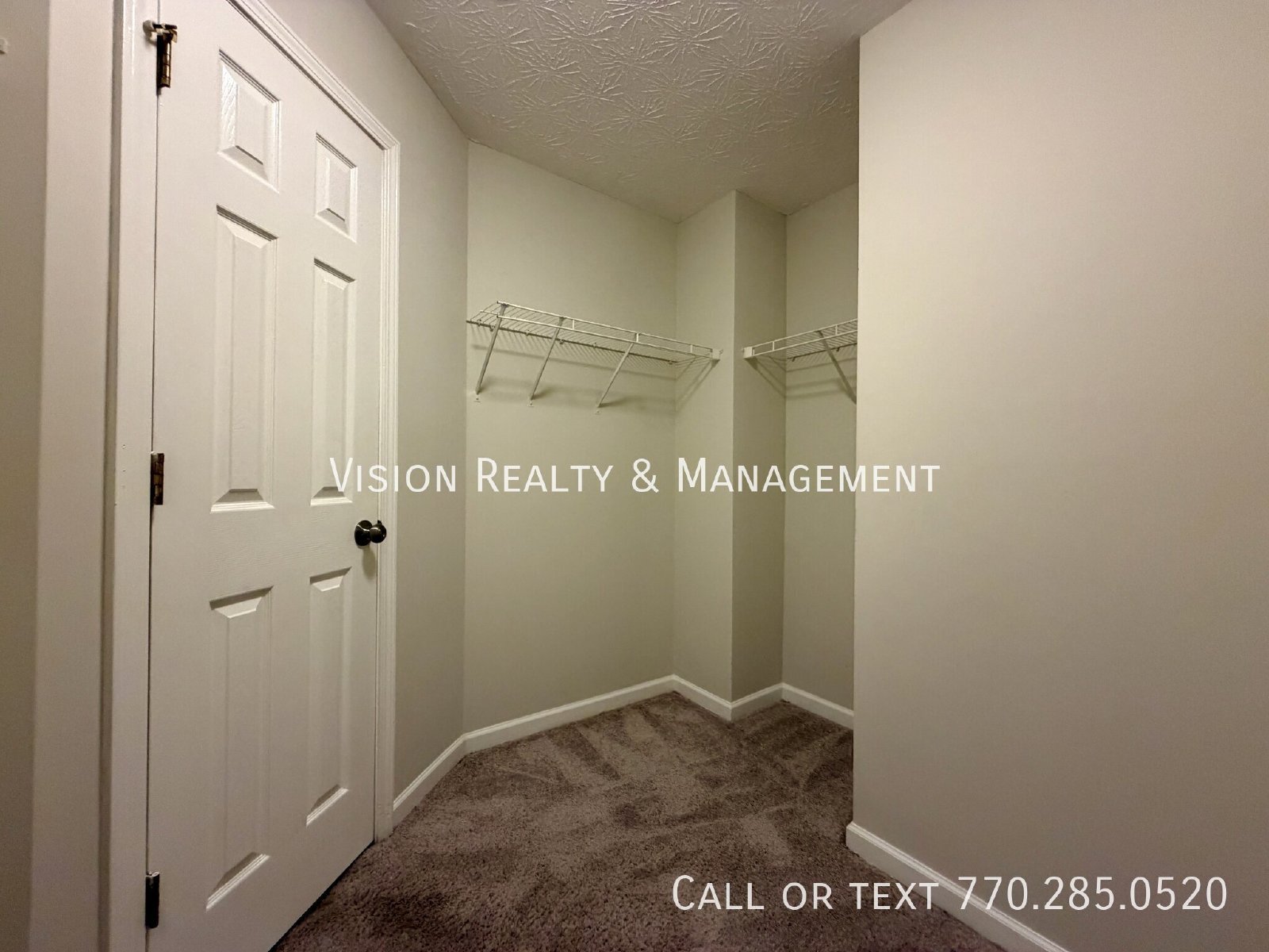 Beautiful 2 BD 2 BA Townhome property image