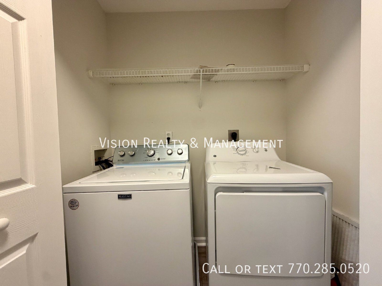 Beautiful 2 BD 2 BA Townhome property image