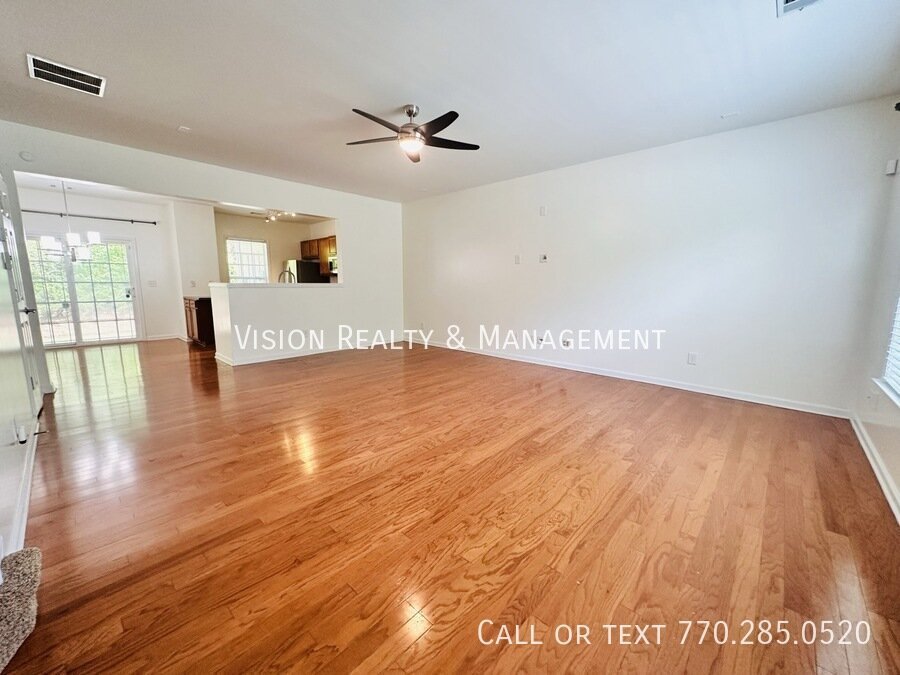 Beautiful 3 BD 2.5 BA Townhome property image