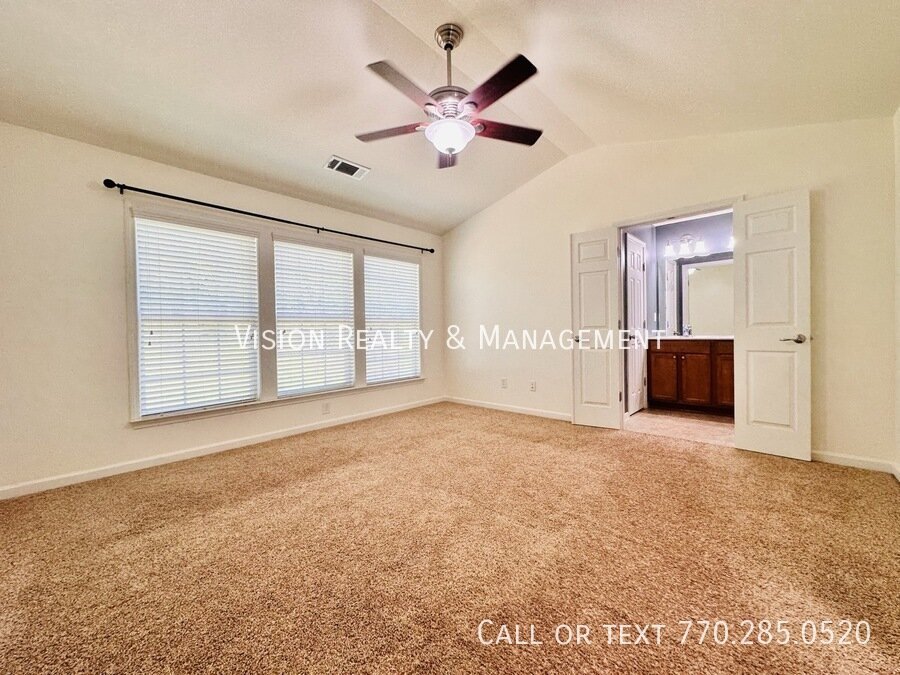 Beautiful 3 BD 2.5 BA Townhome property image