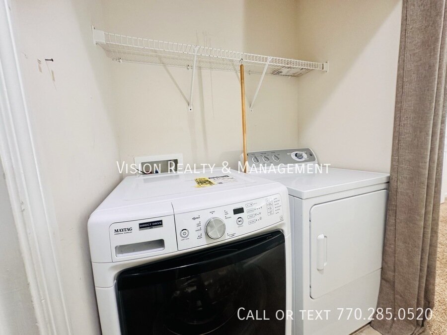 Beautiful 3 BD 2.5 BA Townhome property image