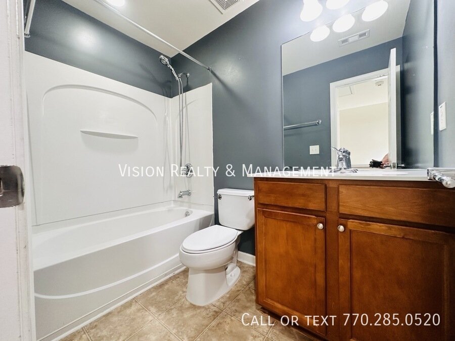 Beautiful 3 BD 2.5 BA Townhome property image