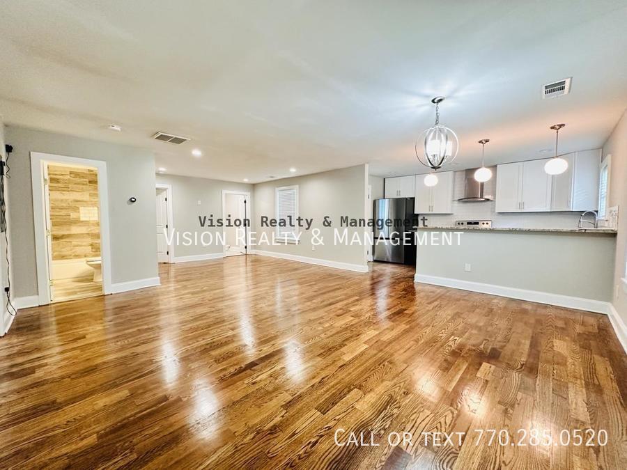 Beautiful 3 BR 2 BA in Hapeville! property image