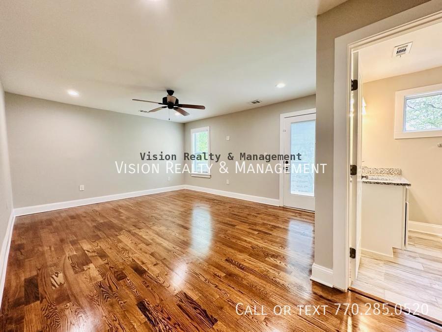 Beautiful 3 BR 2 BA in Hapeville! property image