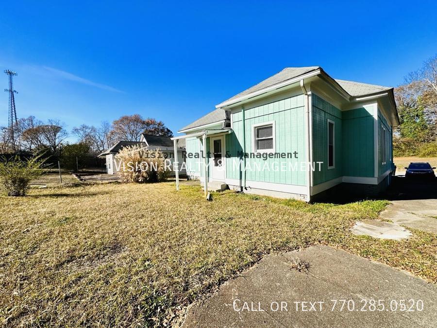 3 Bedroom/1 bath Newnan property image